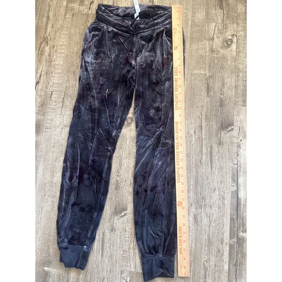 Lululemon Womens Velvet Joggers Size 2 Black & Purple Stretchy & Soft - Picture 5 of 6